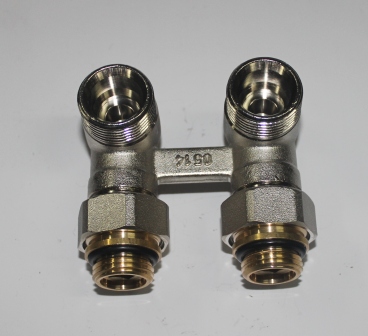 Пара шаровых кранов с соед. 1/2-3/4 угловой REHAU